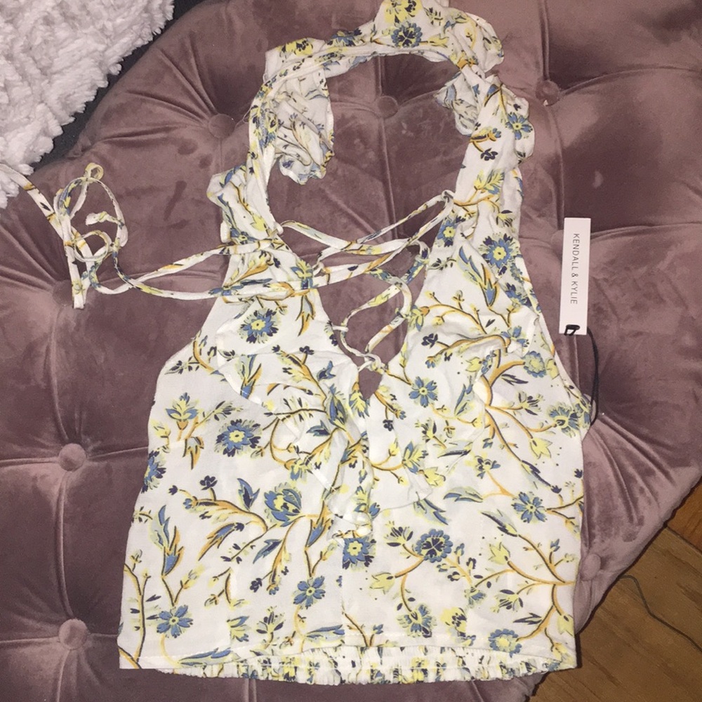 NWTKendall & Kylie ruffle halter top